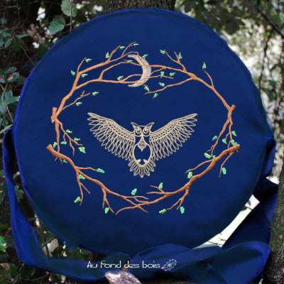 broderie HIBOU bleu roi sac housse pour tambour chamanique broderie hibou bleu roi