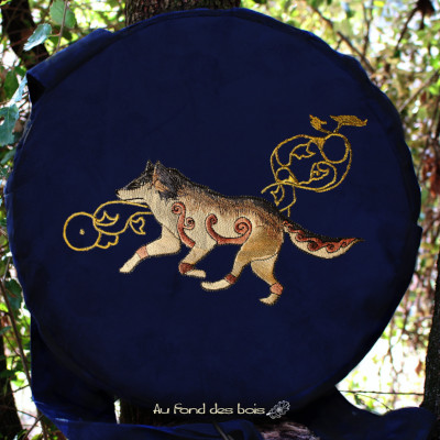 400 Loup celtique BLEU MARINE sac housse puur tambour CHAMANIQUE broderie loup celtique bleu marine