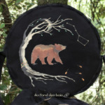 sac housse pour tambour chamanique imperméable brodé ours noir