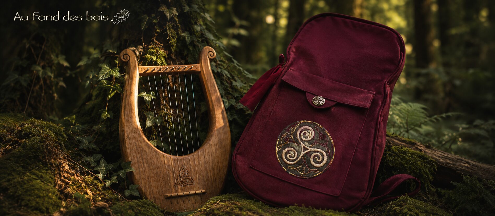 lyre gauloise artisanale et son sac de protection sur mesures; confection de sacs de transport et protection sur mesures pour lyres et harpes