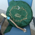 sac sur mesures pour le tambour chamanique de Murielle,broderie sanglier , sur mesures